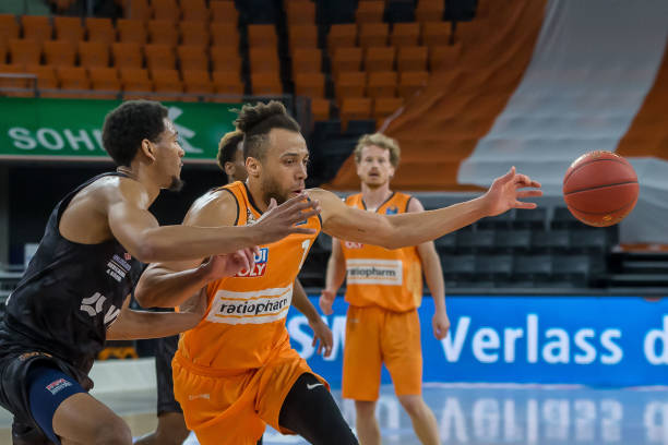 尤文执教至 尤文执教至