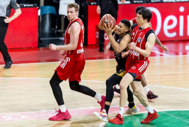 场对阵南通 场对阵南通